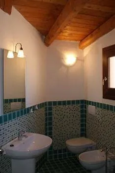 Orizzonti מלון דירות 3*